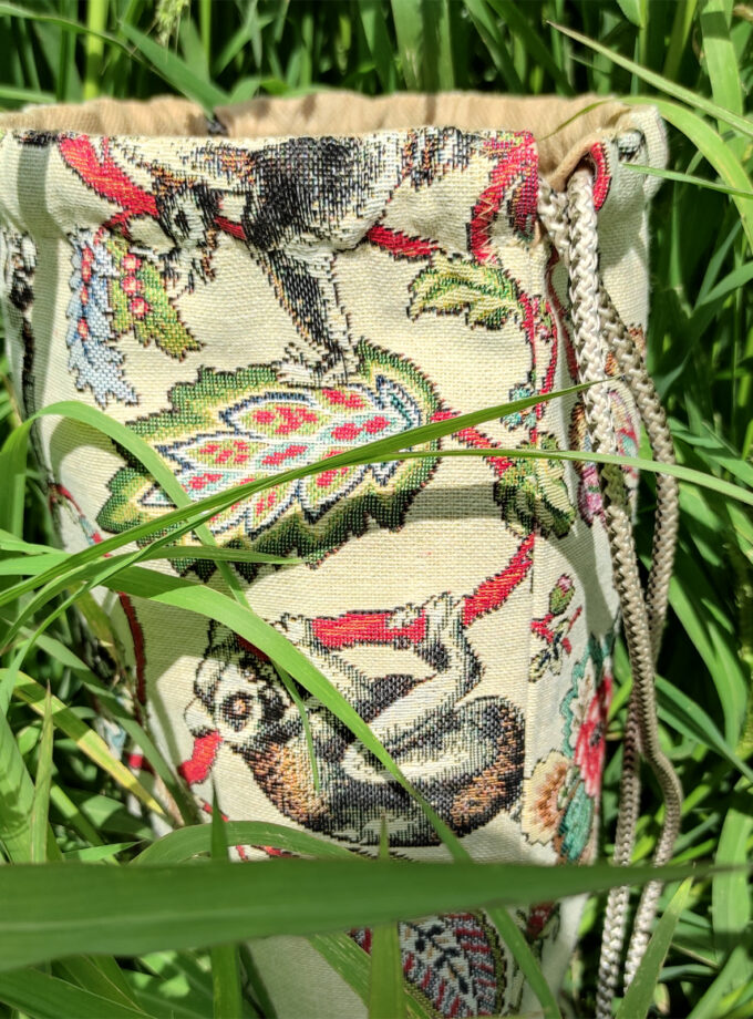 Lemurs, mini knapsack