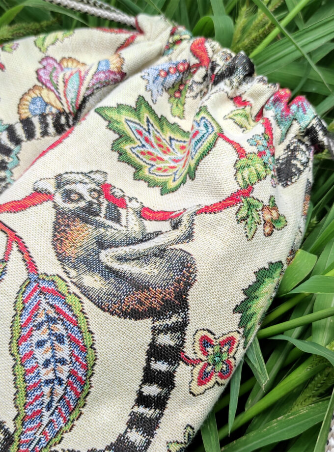 Lemurs, mini knapsack